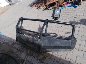 Land Cruiser Bull Guard and Radio Call