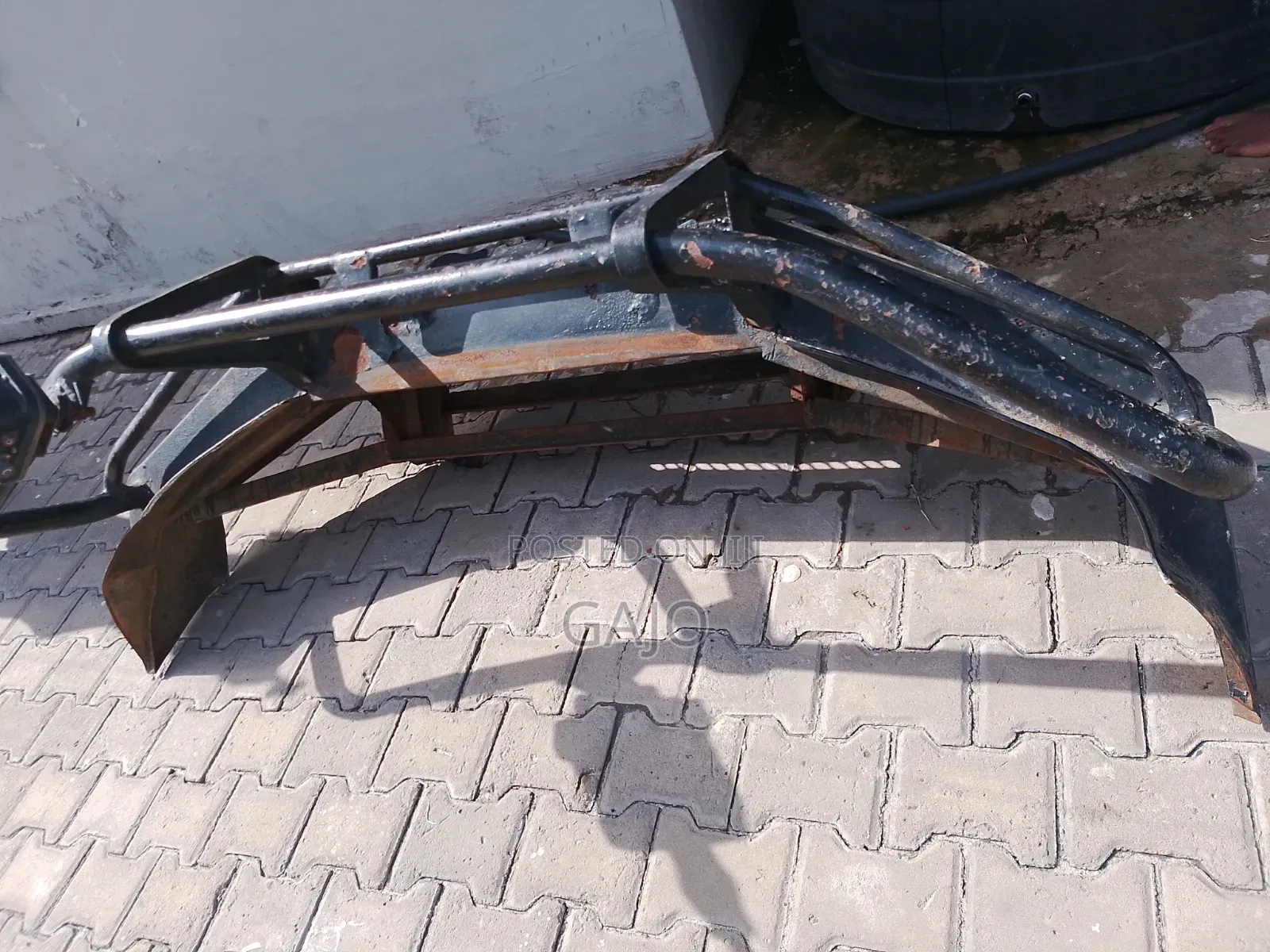 Land Cruiser Bull Guard and Radio Call