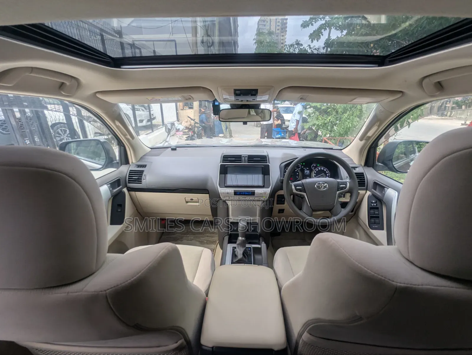 Toyota Land Cruiser Prado 2.7 2022 Gold
