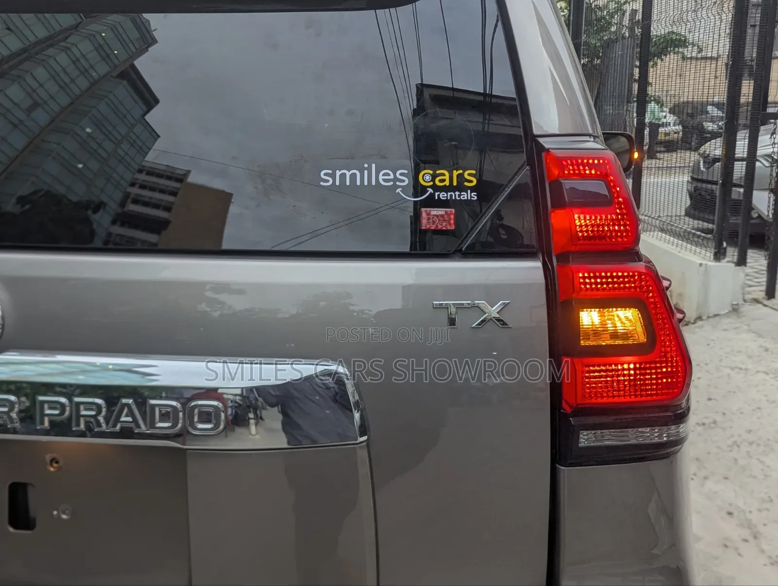 Toyota Land Cruiser Prado 2.7 2022 Gold