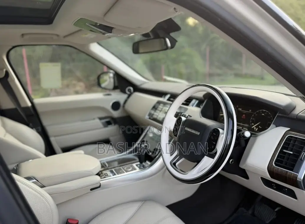 Land Rover Range Rover Sport 2018 Gold