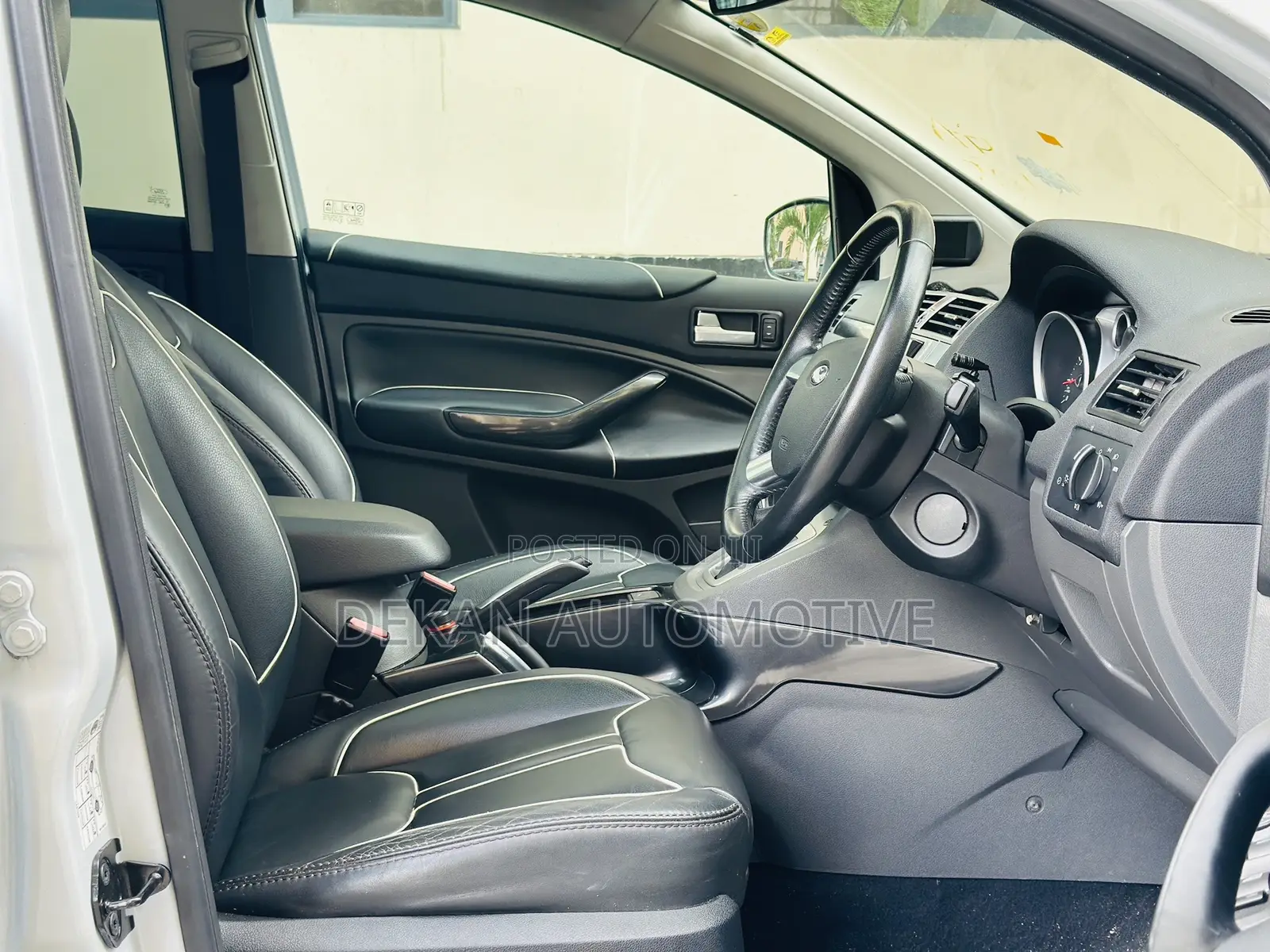 Ford Kuga 2.0 TDCi 150hp 2WD Titanium 2015 White