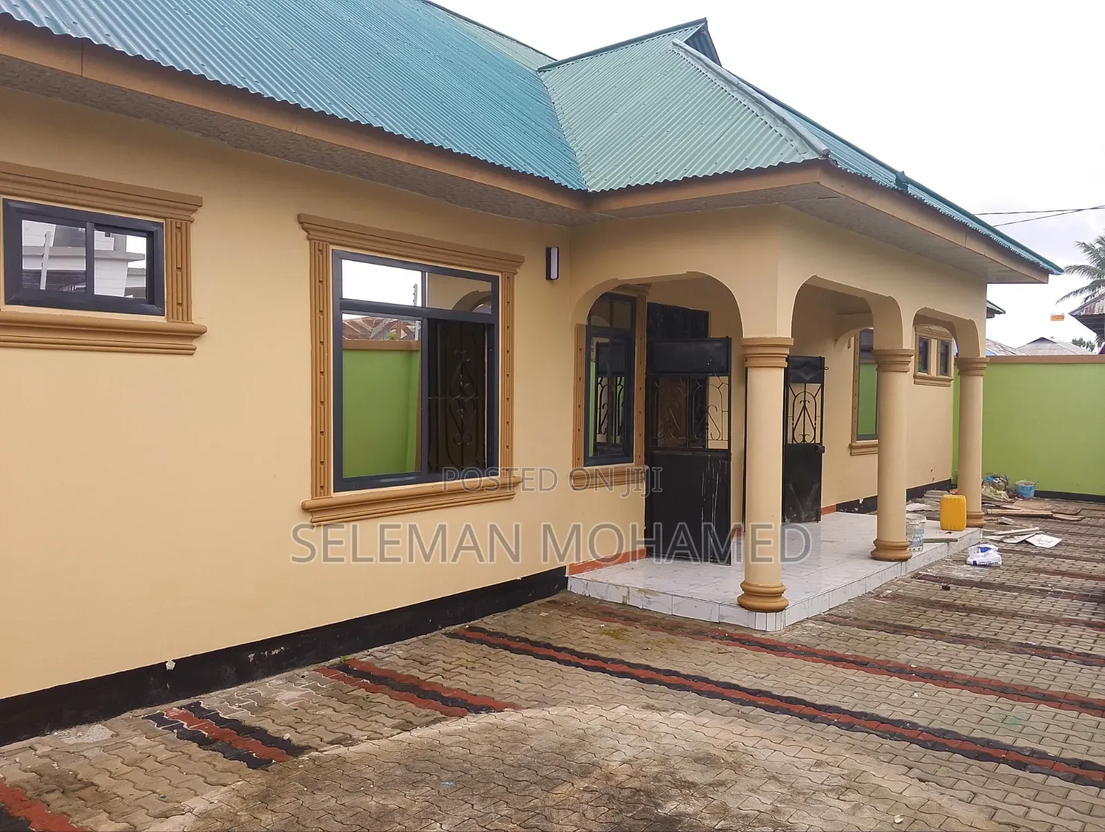Furnished 6bdrm House in Biriani Real Estate, Chamazi for sale