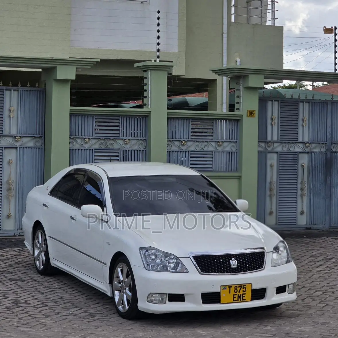 Toyota Crown 2006 White