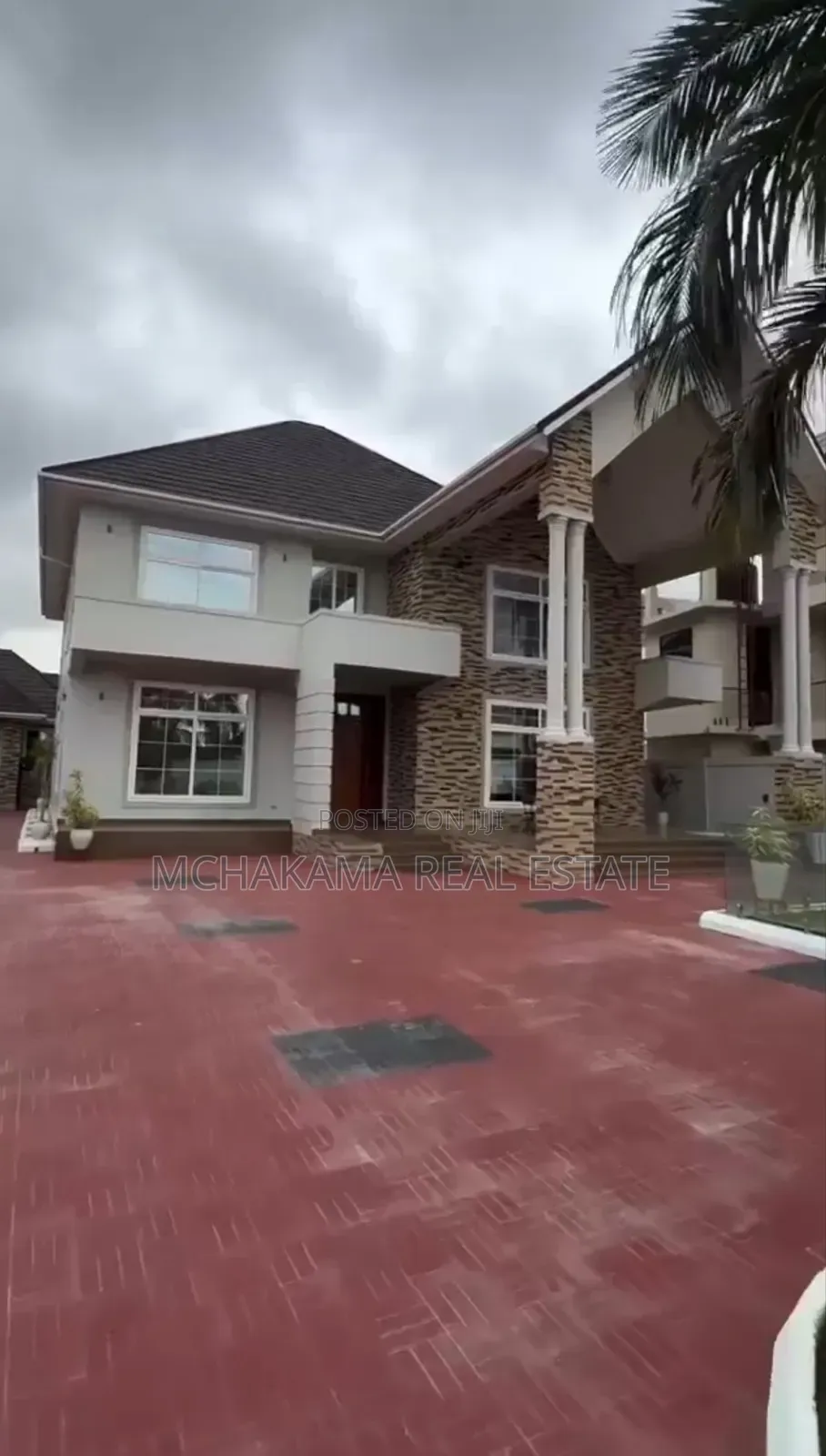5bdrm Block of Flats in Mchakama Real Estate, Mbweni for sale