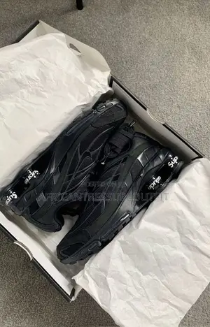 Supreme X Nike Shox Ride 2 Seneakers Collection Available