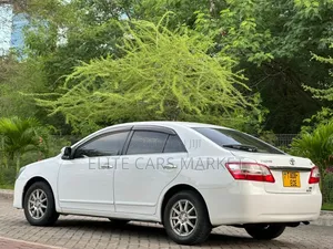 Toyota Premio 2012 White