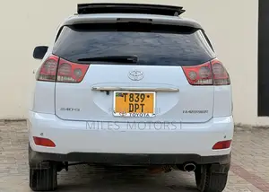 Toyota Harrier 2006 White