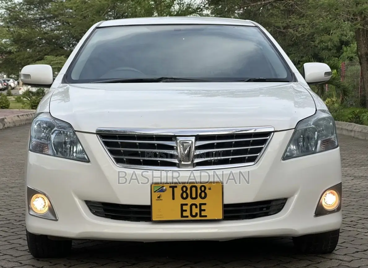 Toyota Premio 1.8 FWD 2012 White