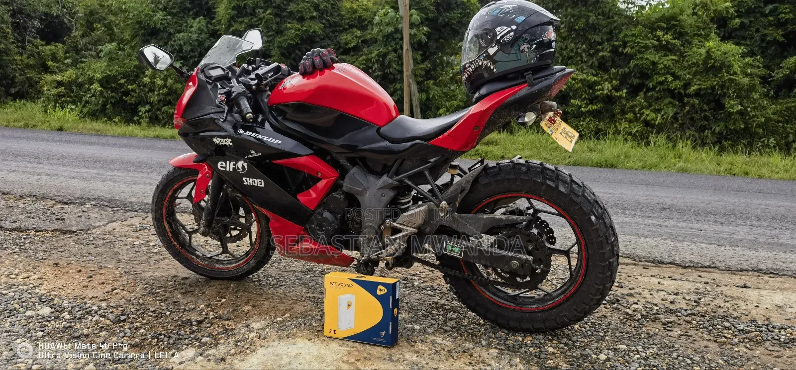 Kawasaki Ninja 300 2021 Red