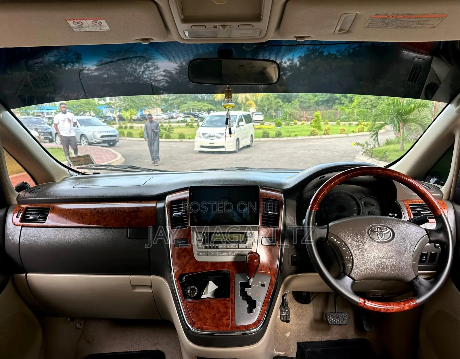 Toyota Alphard 2004 White