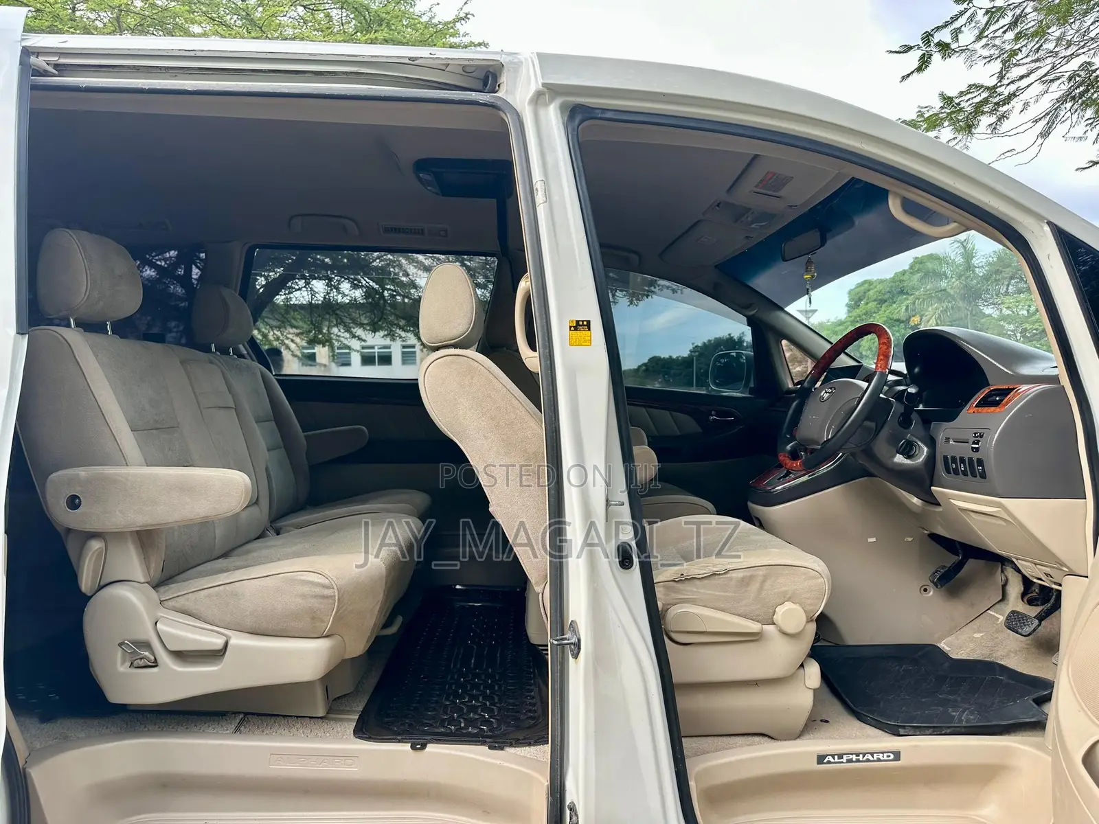 Toyota Alphard 2004 White
