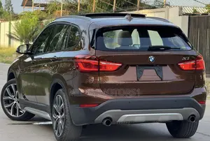 BMW X1 xDrive28i AWD 2016 Brown