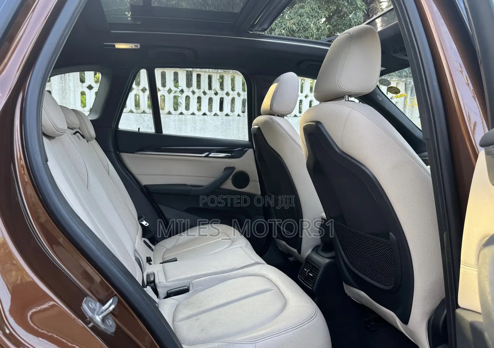 BMW X1 xDrive28i AWD 2016 Brown