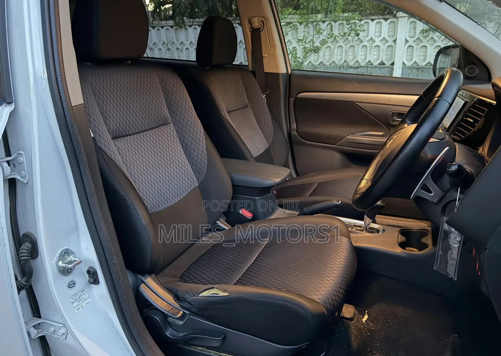 Mitsubishi Outlander 2013 White
