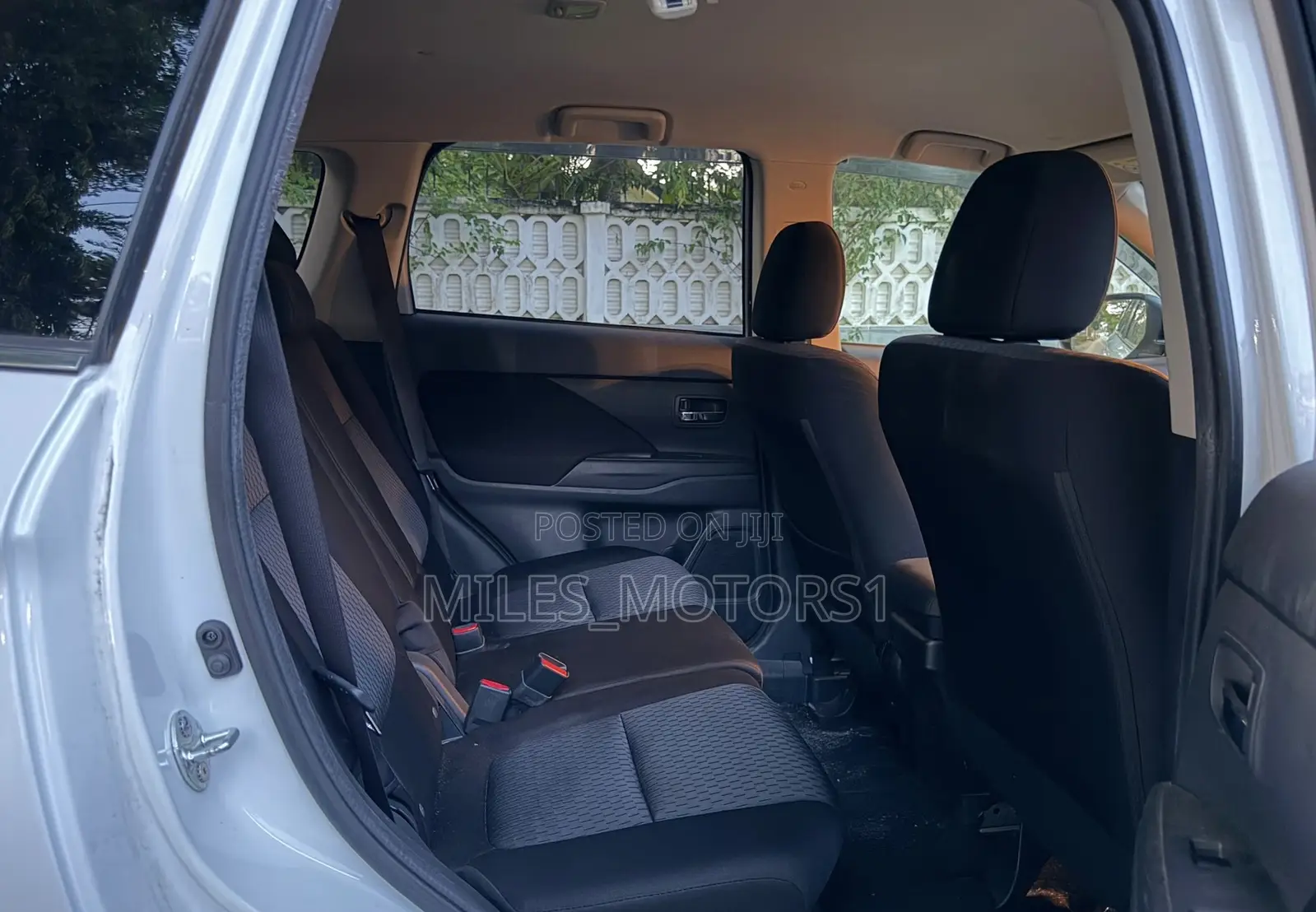 Mitsubishi Outlander 2013 White