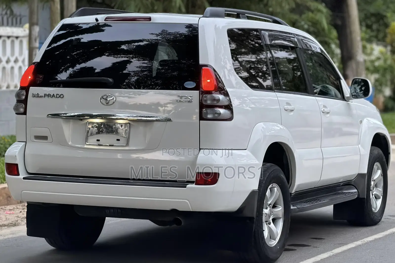 Toyota Land Cruiser Prado 2007 White