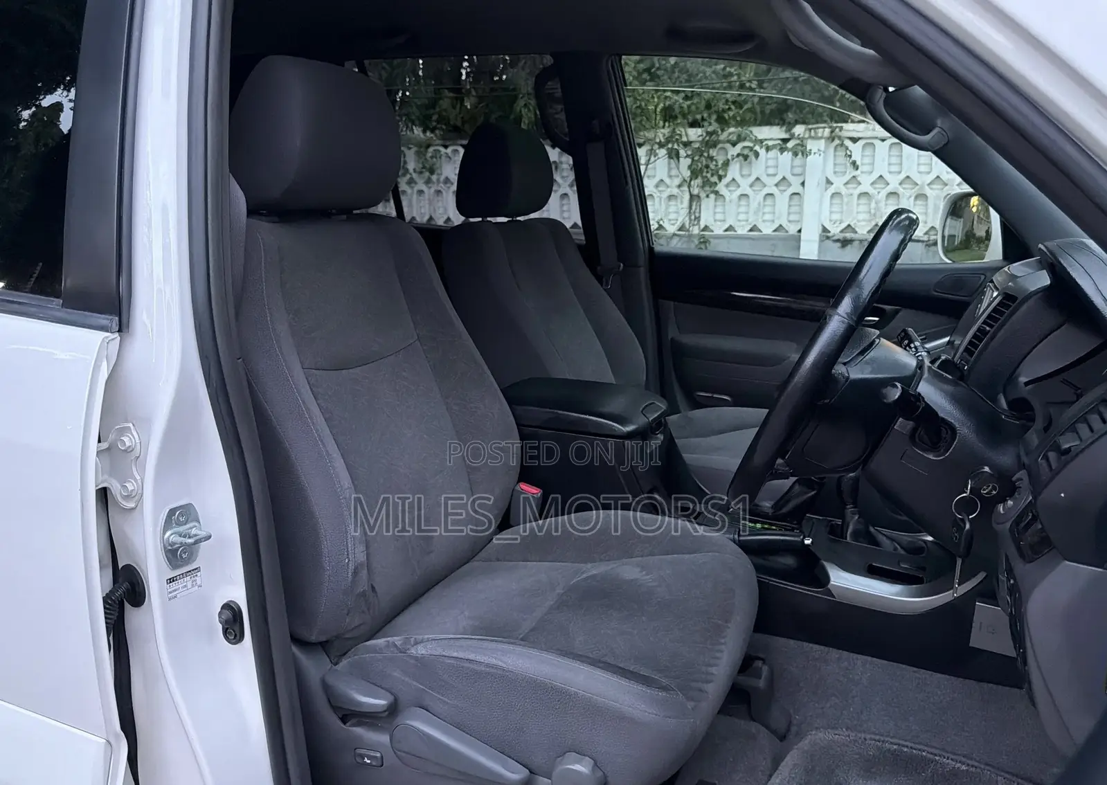 Toyota Land Cruiser Prado 2007 White
