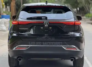Toyota Harrier 2021 Black