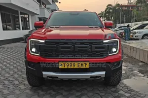 Ford Ranger 2025 Maroon