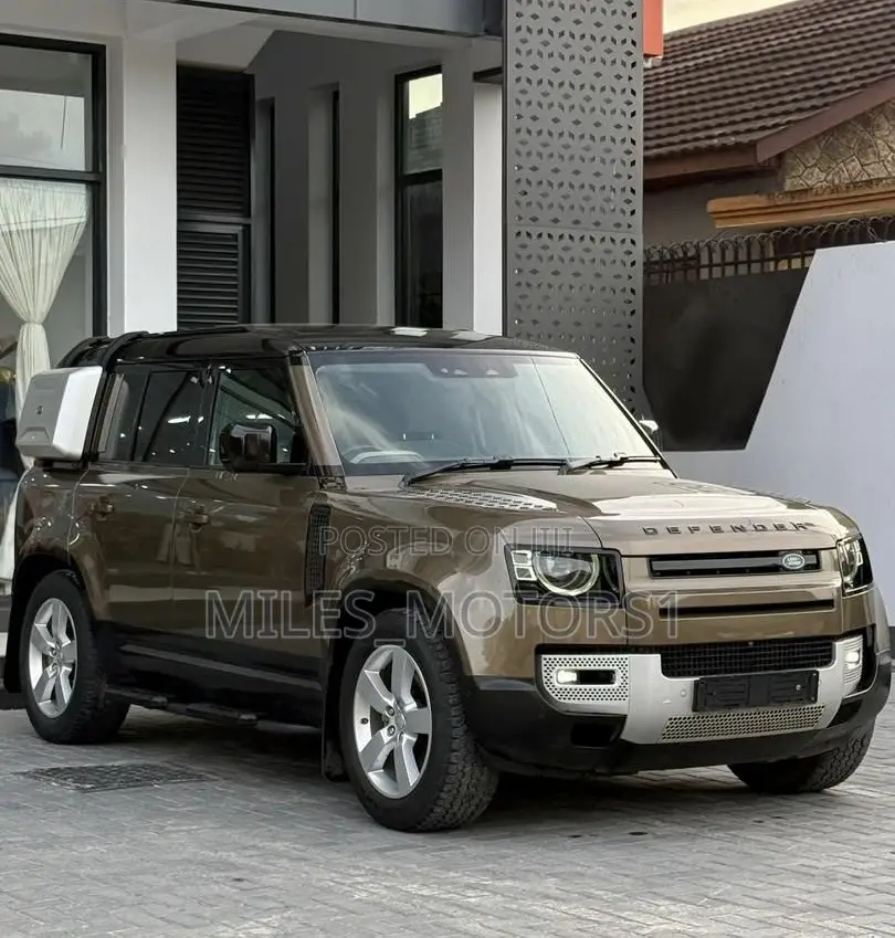 Land Rover Defender 2021 Brown