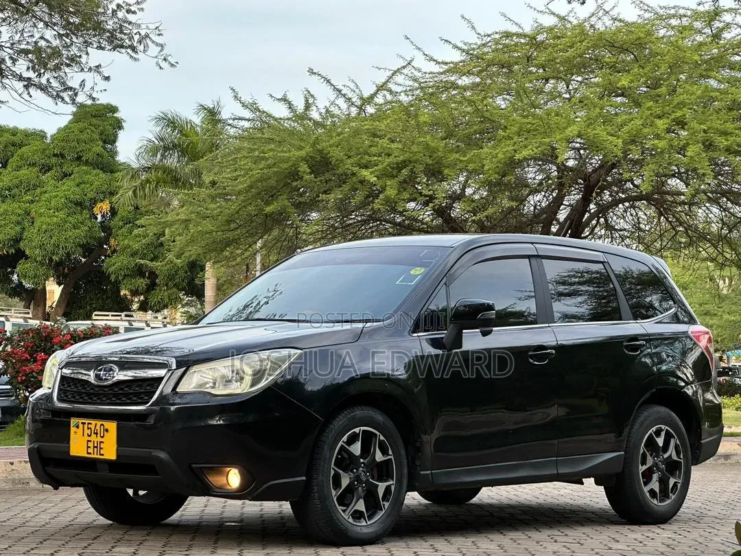 Subaru Forester 2014 Black