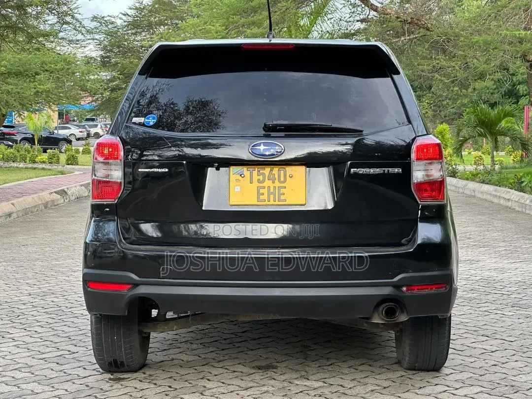 Subaru Forester 2014 Black