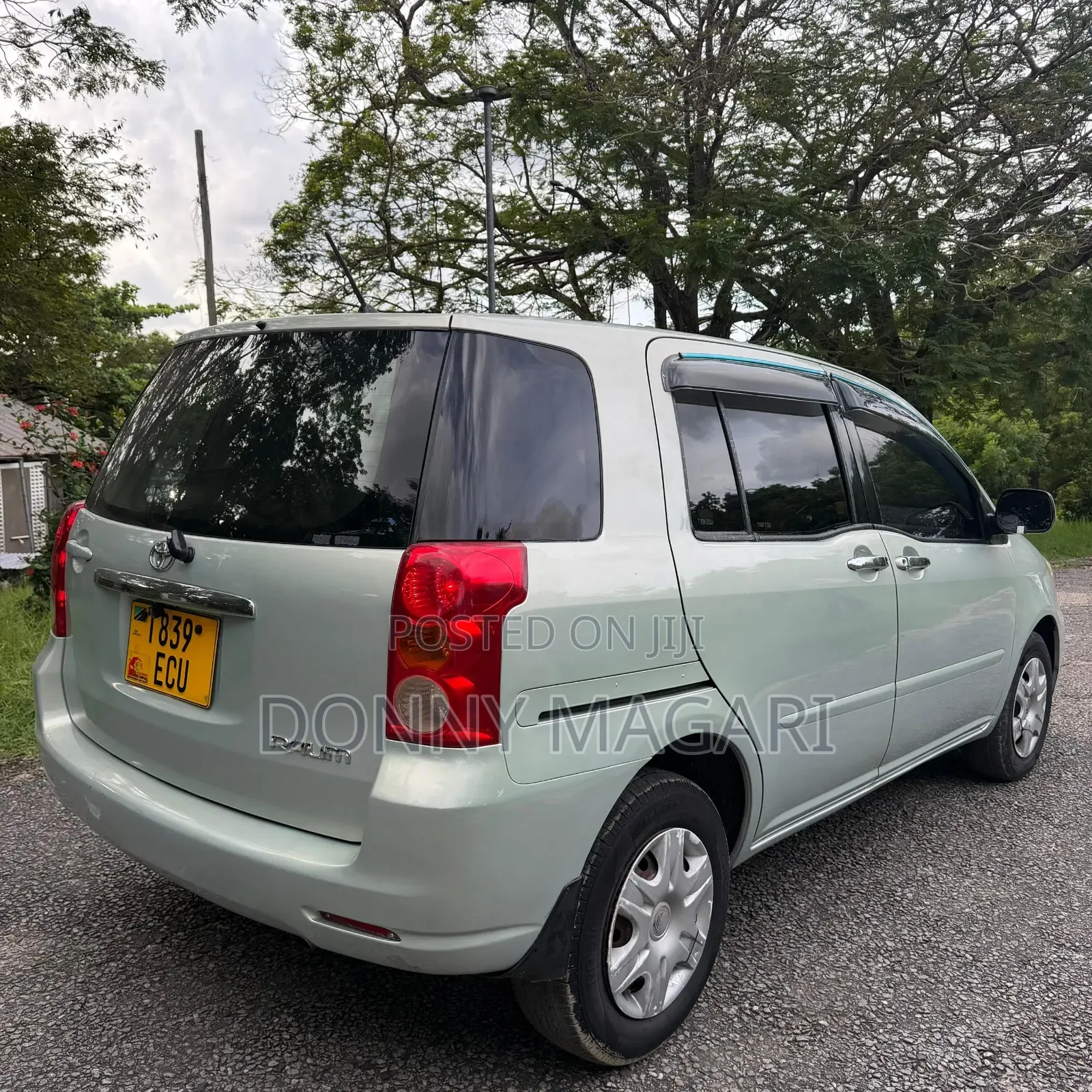 Toyota Raum 1.5 AWD 2005 Blue