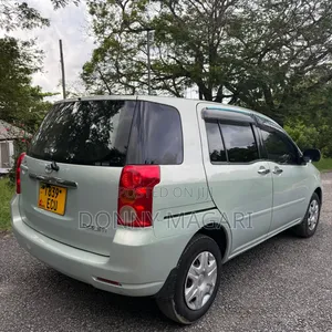 Toyota Raum 1.5 AWD 2005 Blue