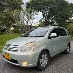 Toyota Raum 1.5 AWD 2005 Blue