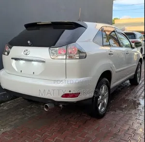 Toyota Harrier 2010 White