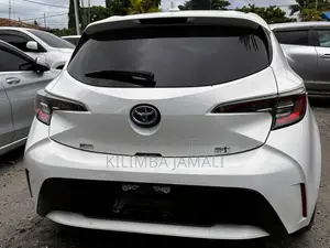 Toyota Corolla 2018 White