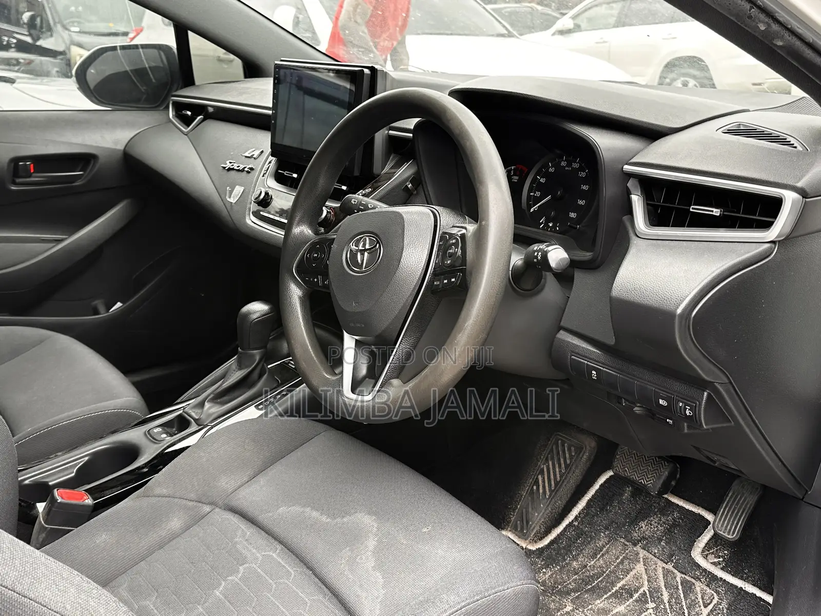 Toyota Corolla 2018 White