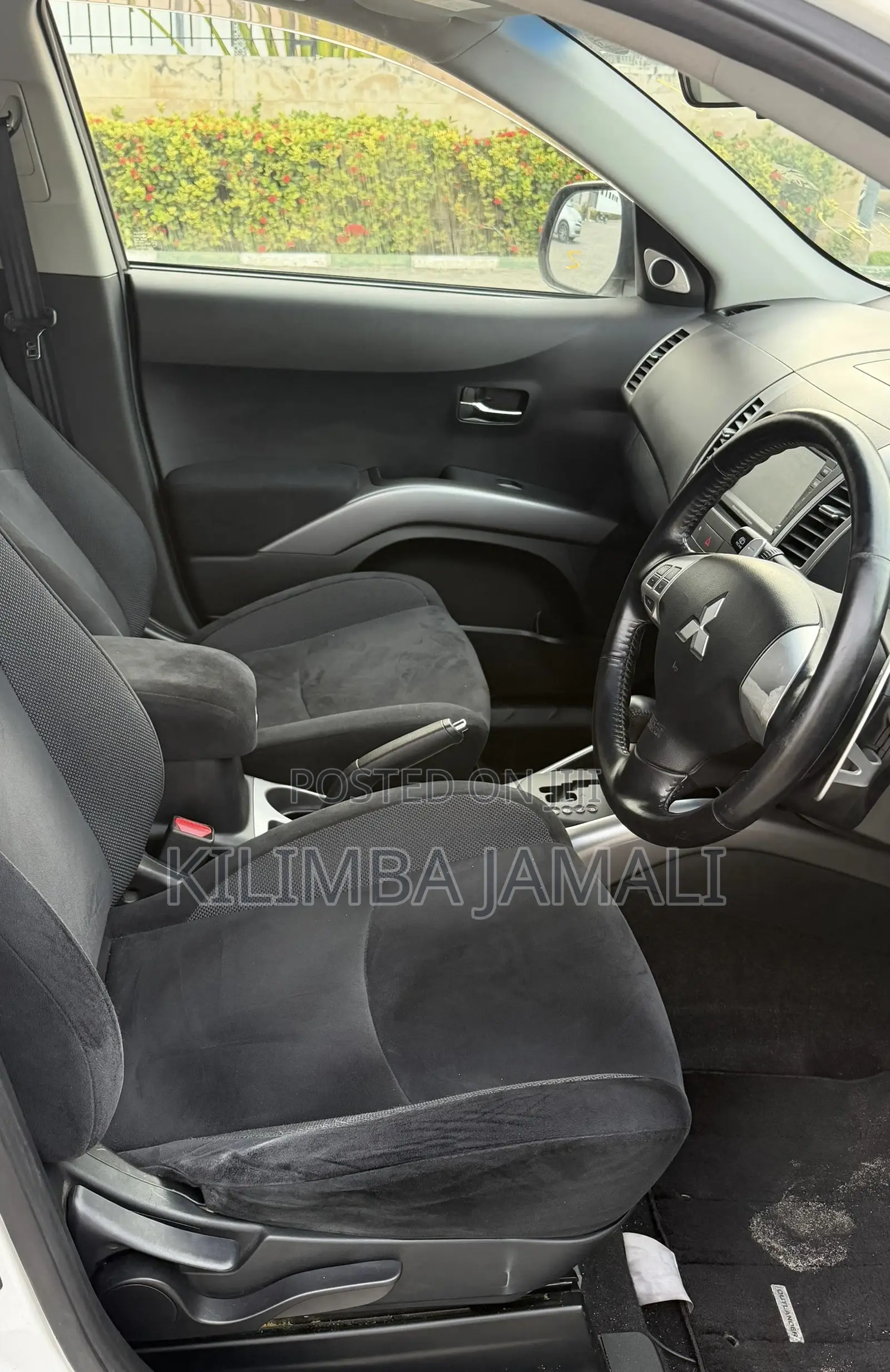 Mitsubishi Outlander 2008 White