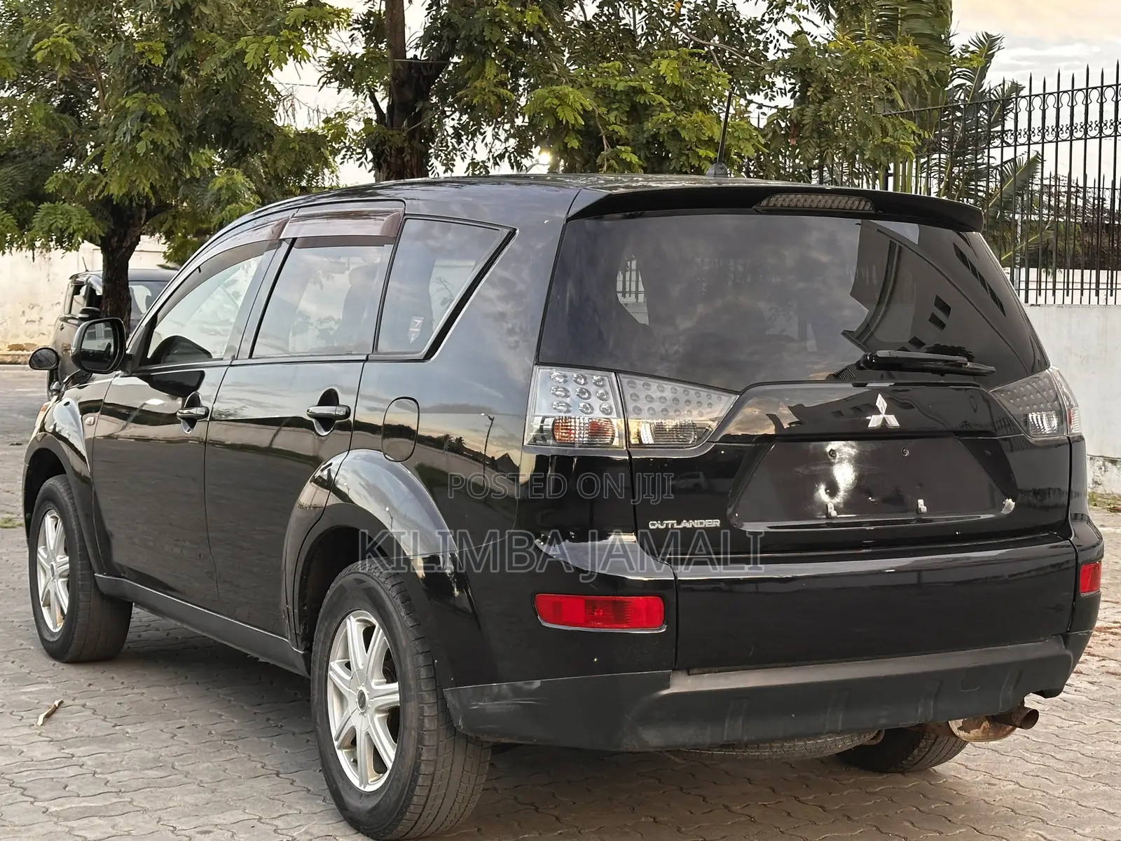 Mitsubishi Outlander 2008 Black