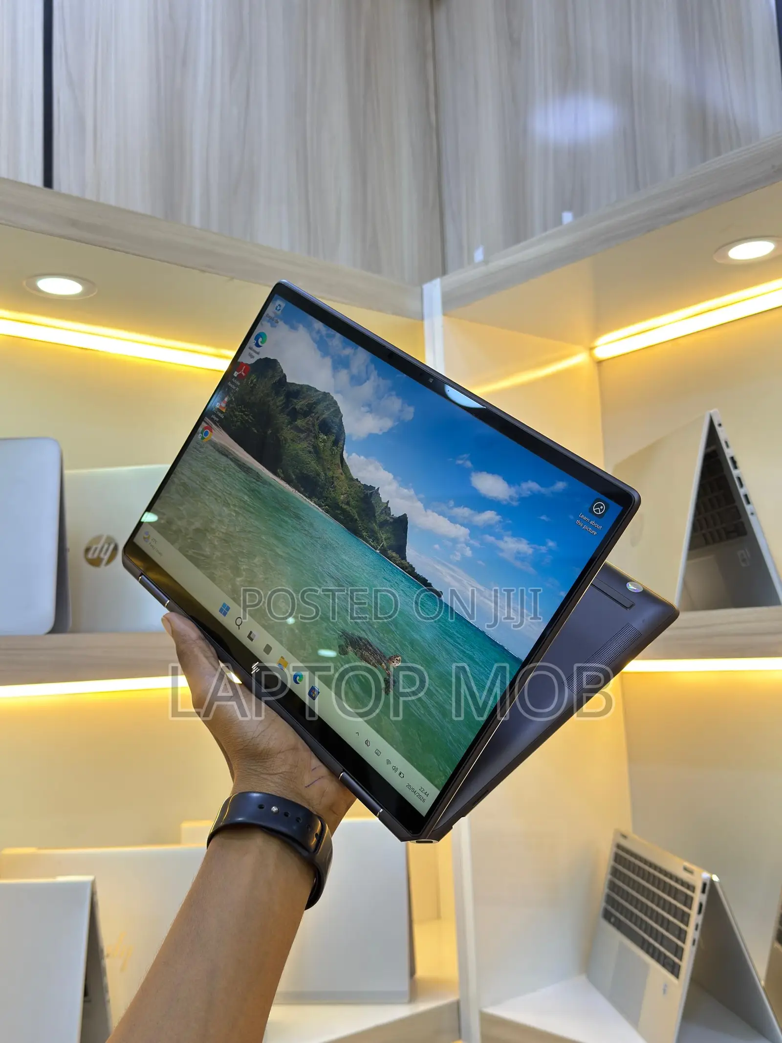 New Laptop HP Spectre X360 16GB Intel Core i5 SSD 512GB