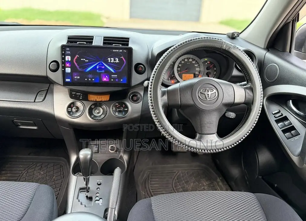 Toyota RAV4 2010 Brown