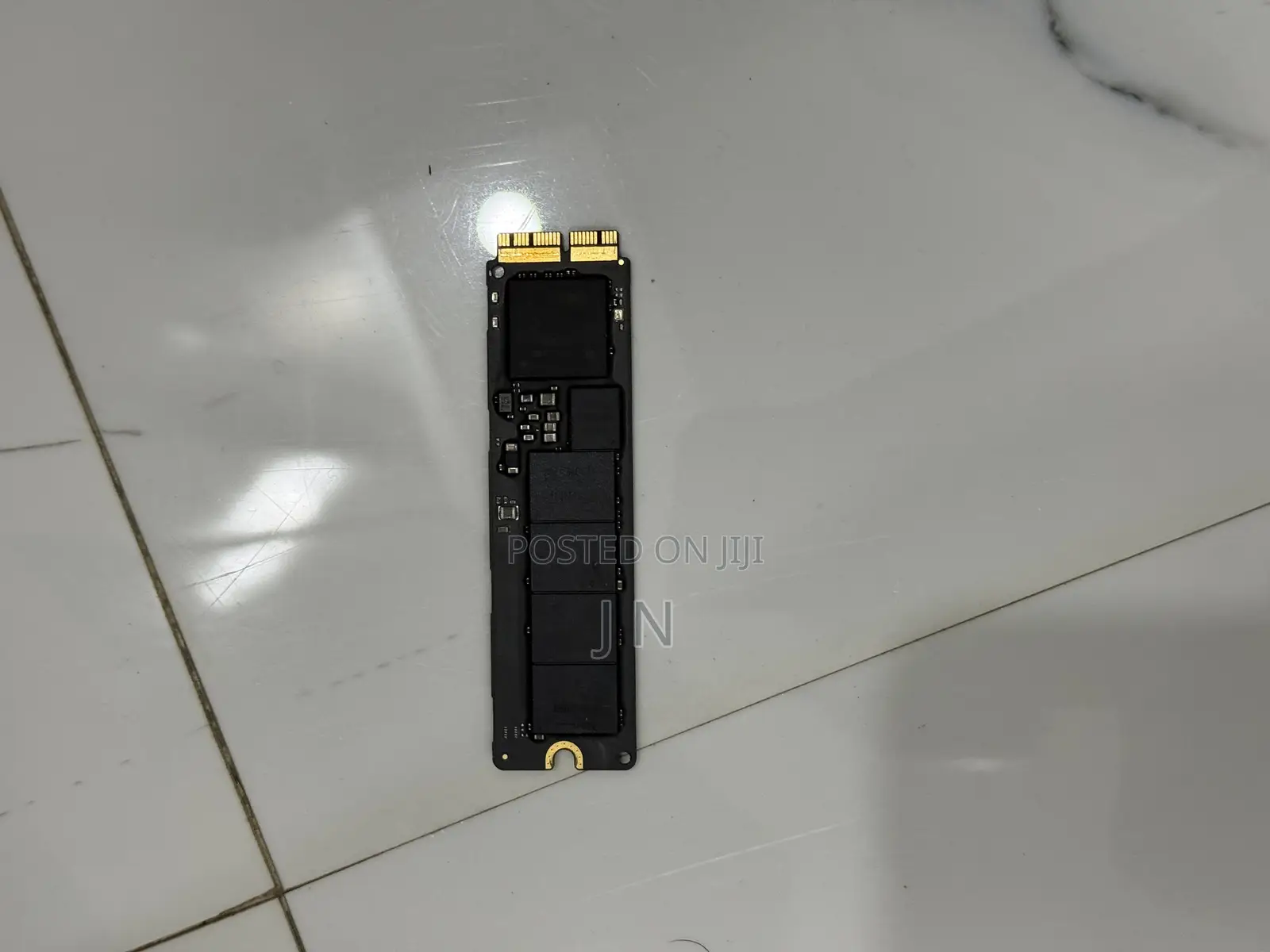 Macbook Air 2019 SSD Chip