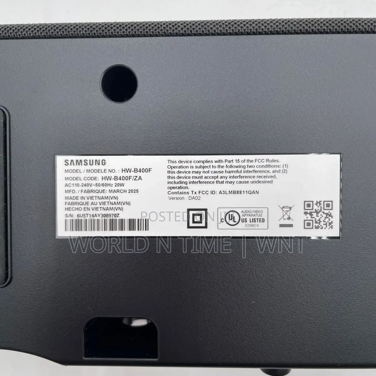 Samsung Bar Hw-B400f With Built in Subwoofer