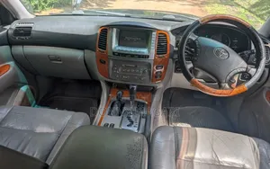 Toyota Land Cruiser 2004 Green