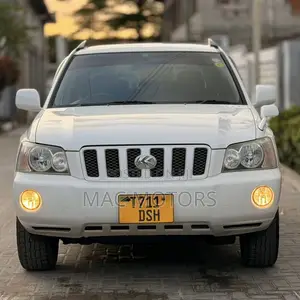 Toyota Kluger 2003 White