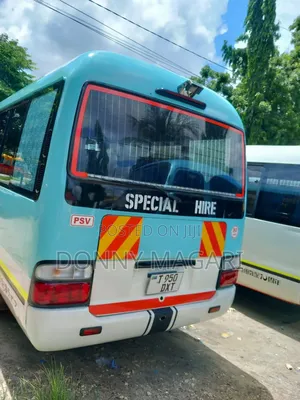Toyota Coaster 2003 Blue