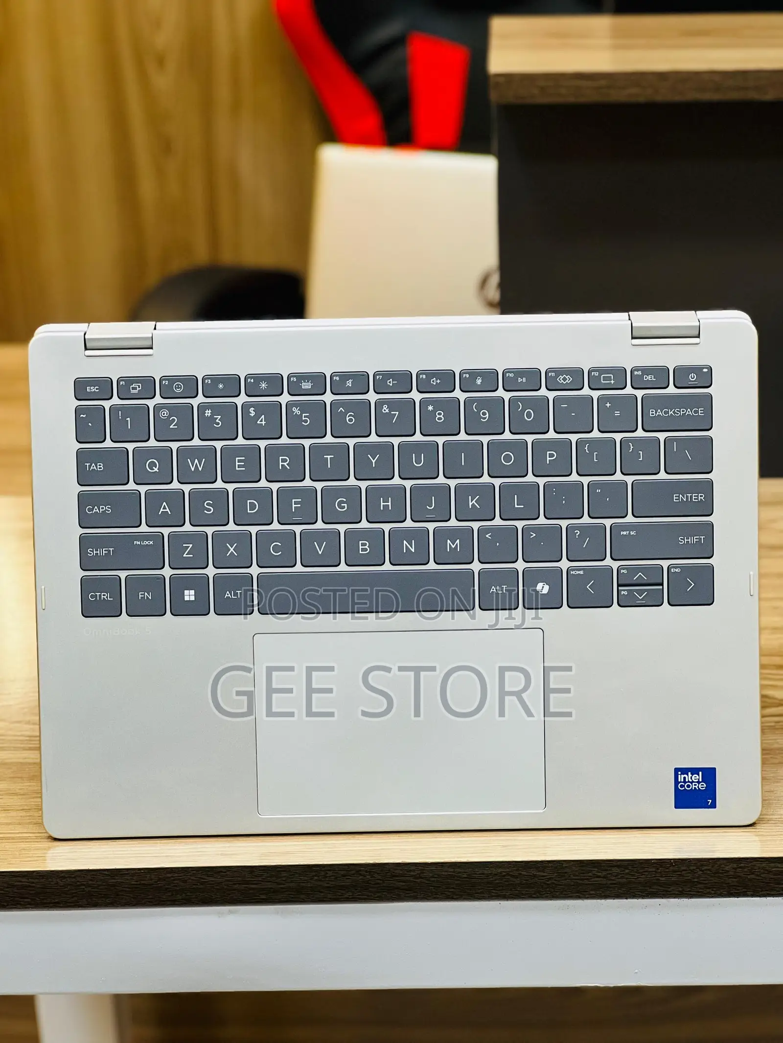 Laptop HP OmniBook 5 Flip 14-fp0023dx 16GB Intel SSD 512GB
