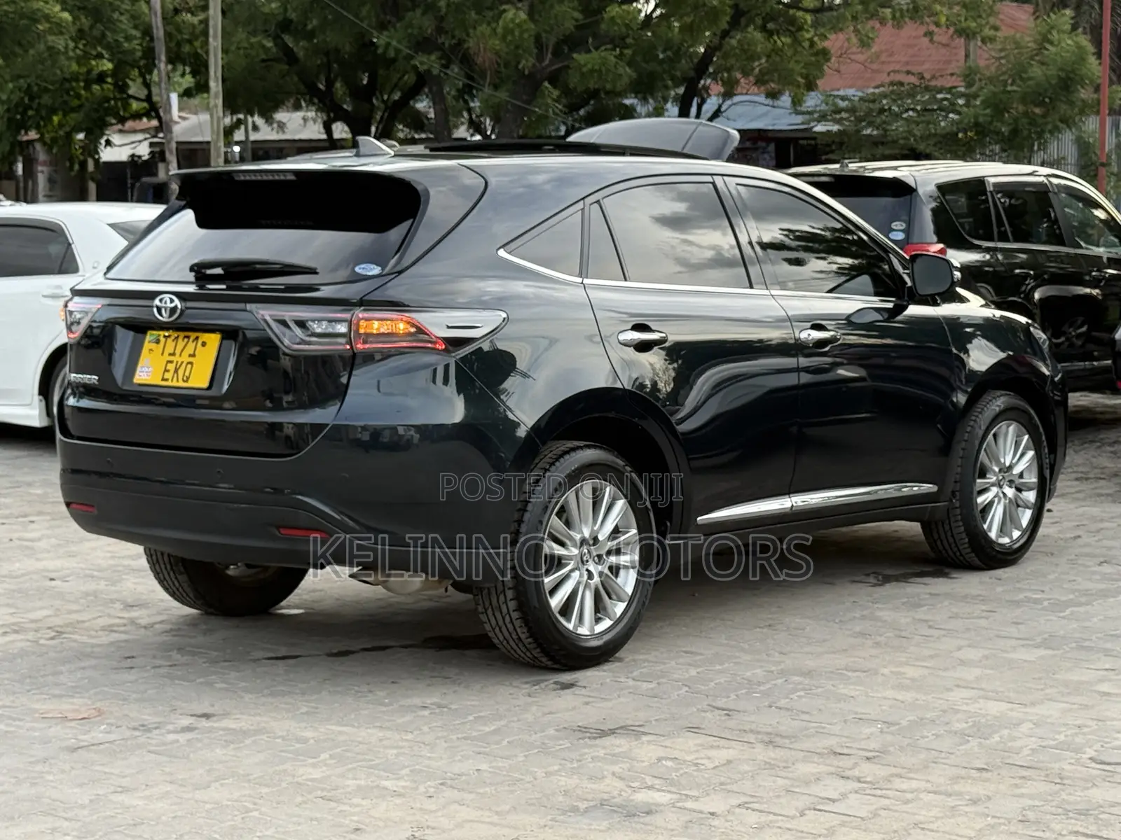 Toyota Harrier 2015 Black