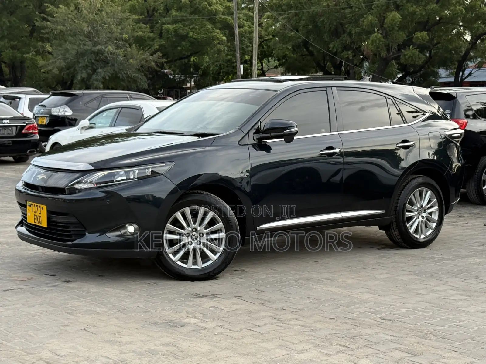 Toyota Harrier 2015 Black