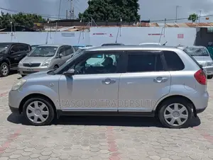 Mazda Verisa 2008 Silver