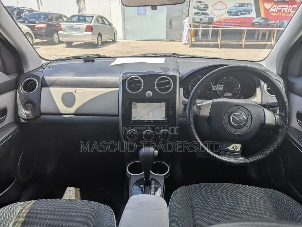 Mazda Verisa 2008 Silver