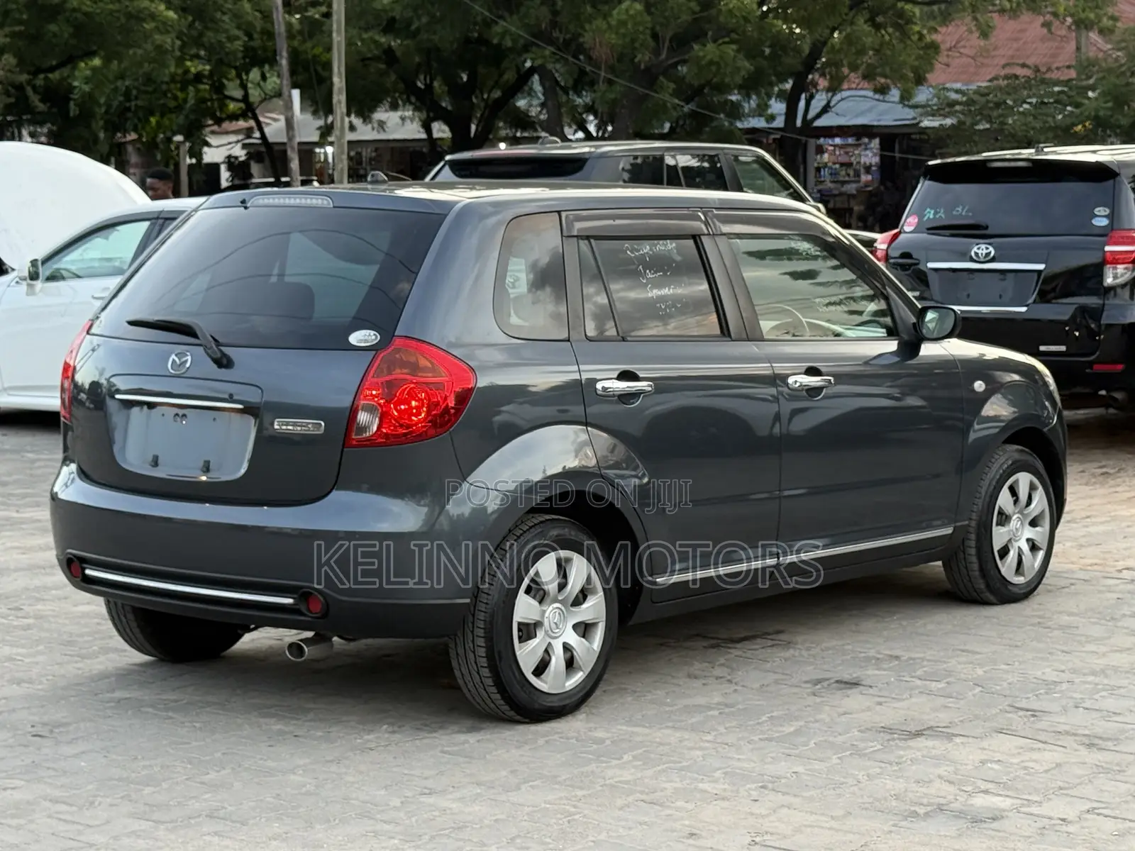 Mazda Verisa 2010 Gray