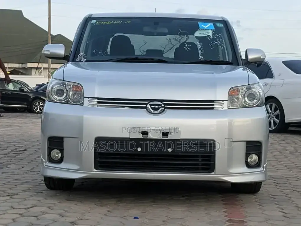Toyota Corolla Rumion Hatchback 1.8 AWD 2009 Silver