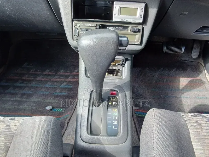 Toyota RAV4 2002 Pearl